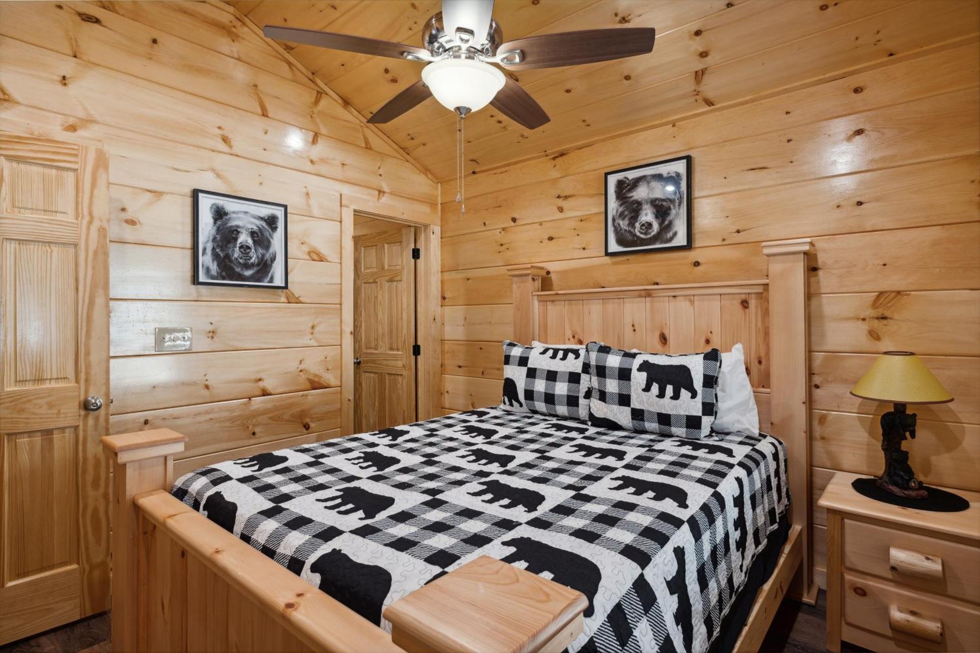 The 3 Bears Is A Newly Built 3 Bedroom Cabin Only 3 Minutes From The Parkway! ピジョンフォージ エクステリア 写真